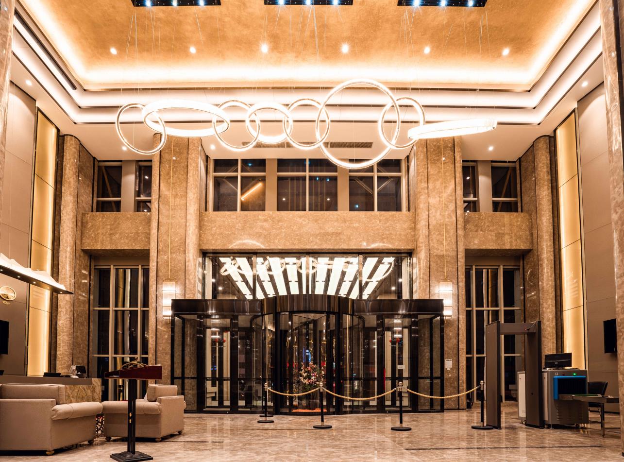 酒店一楼大厅.jpg